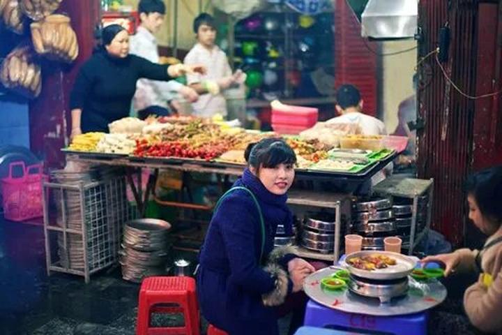 Hotspot Matrix: Biến 4 kiểu áo không thể thiếu thành cơ hội marketing đột phá